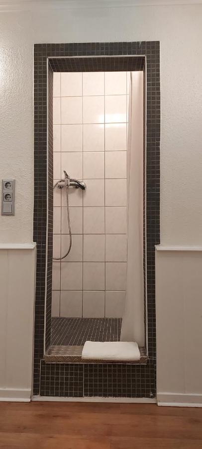 Overnight Apartment Кельн Екстер'єр фото